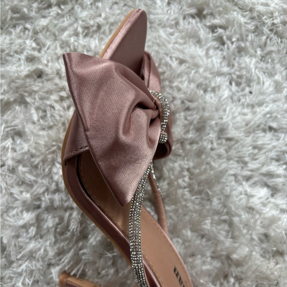 Brand new . - Picture 1 of 6